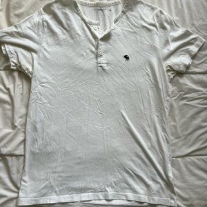 Men’s Abercrombie T-shirt